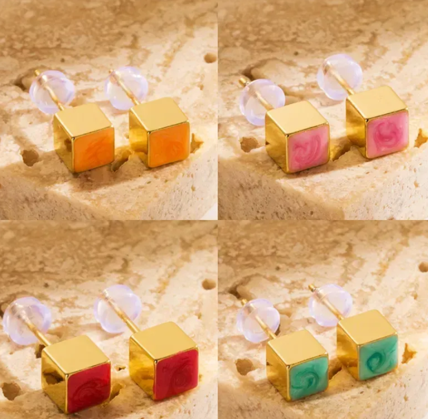 Square Delight Stud Earrings