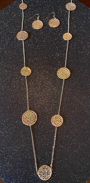The Make Change Long Necklace w/Matching Earrings (Gold and Silver)