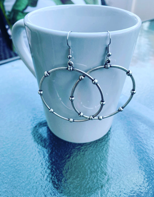 The Hannah Circle Dangles