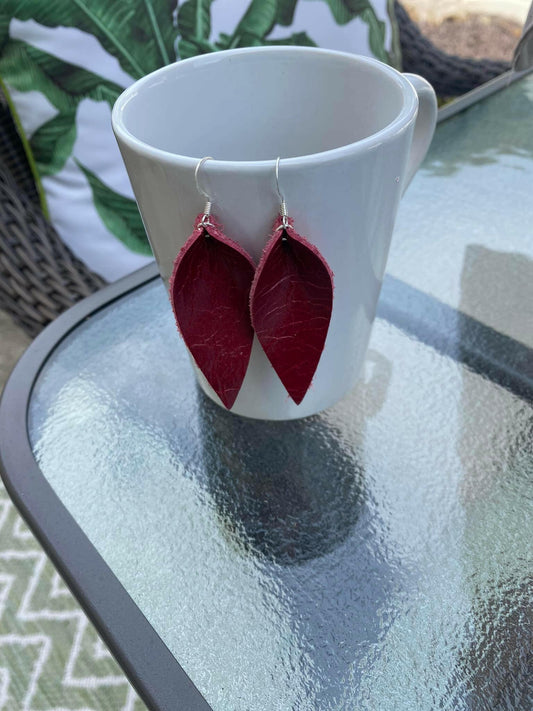 The Leather Leaf Earring - Berry.